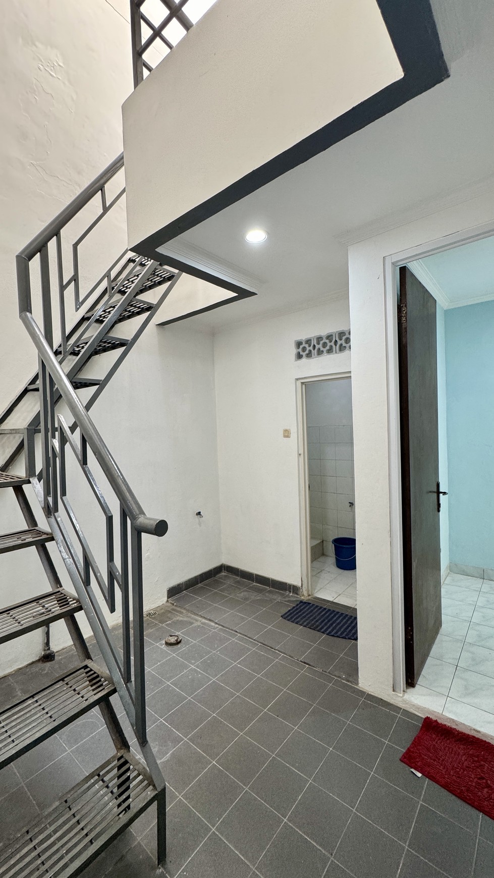 Dijual Rumah di Daan Mogot Baru, Jakarta Barat Indonesia