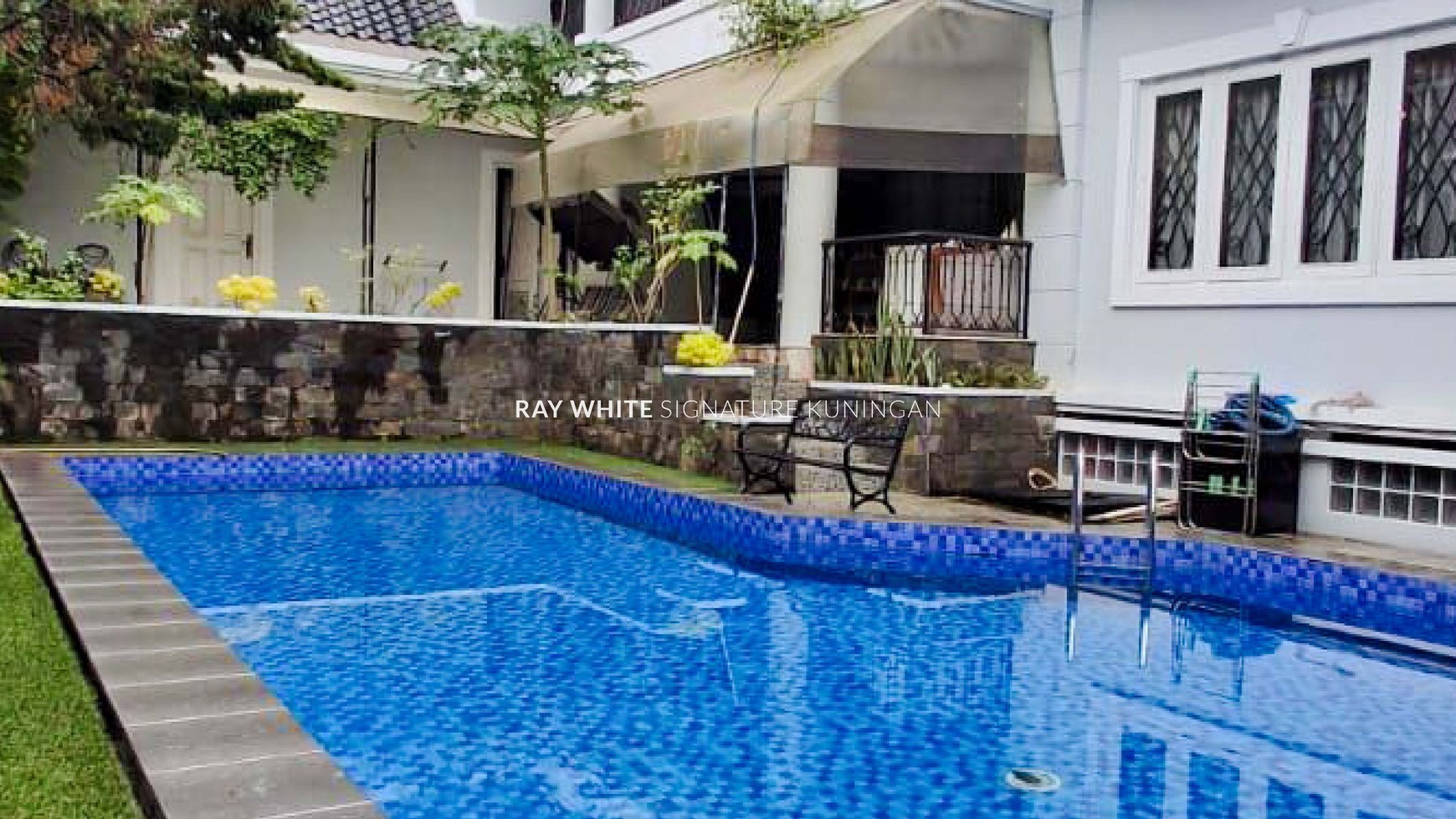 Dijual Rumah Mewah di Kawasan Elite Kebayoran Baru