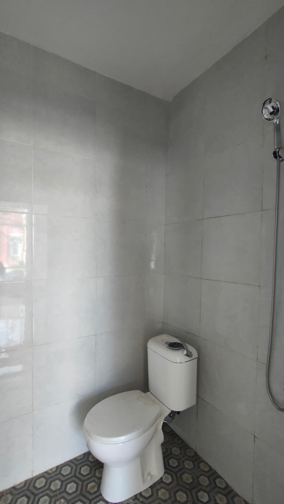 DIJUAL RUMAH GRESS SIAP HUNI
