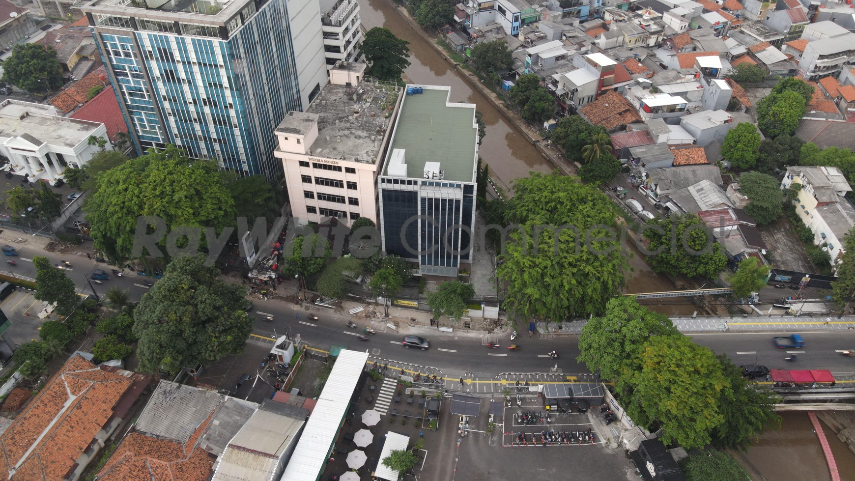 Gedung Baru Raden Saleh Cikini Menteng Area 6.5 Lantai Siap Pakai..