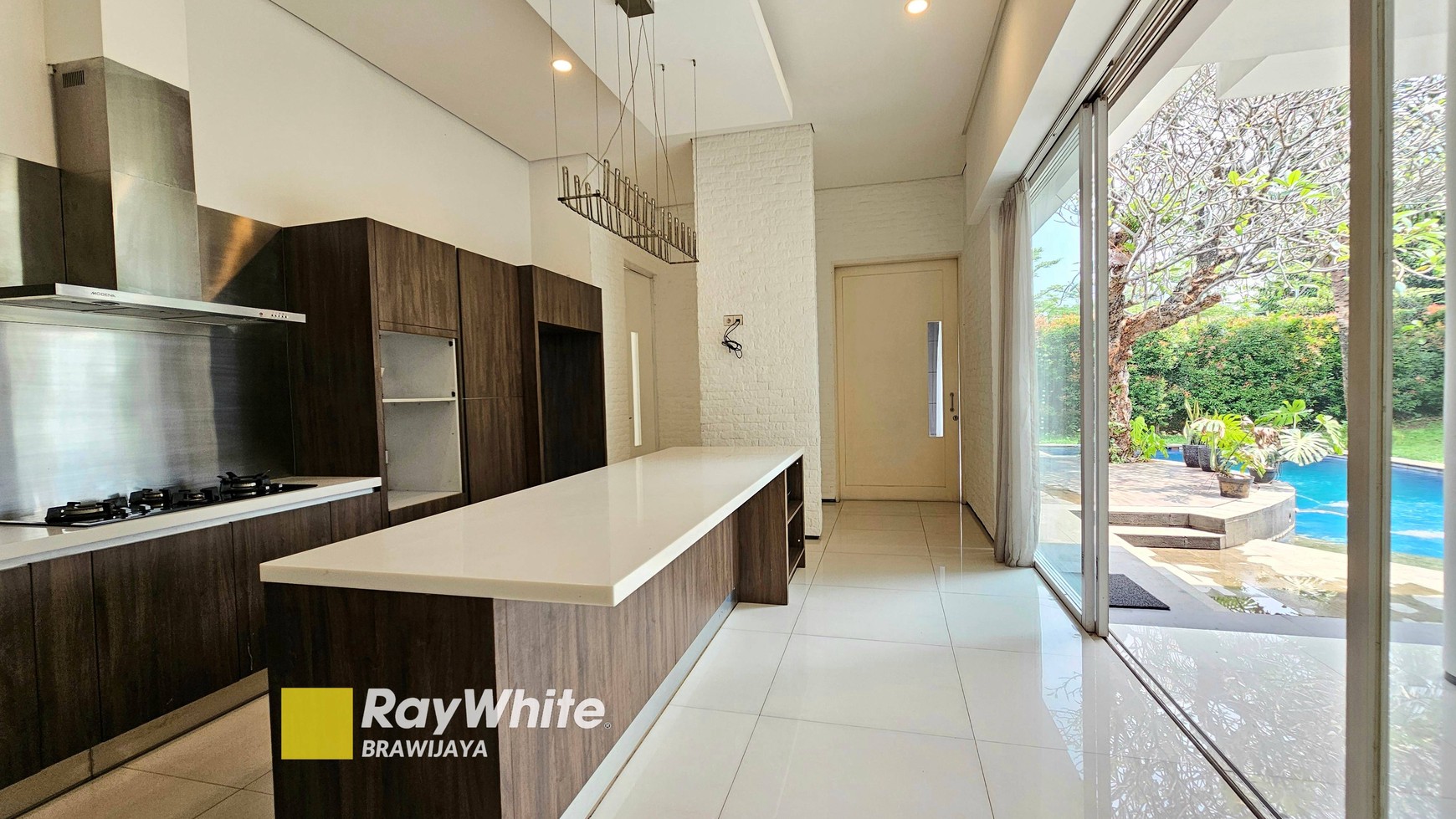 Rumah asri 1 lantai di Ampera Kemang, Jakarta Selatan, Siap Huni, 1 km ke Tol JORR