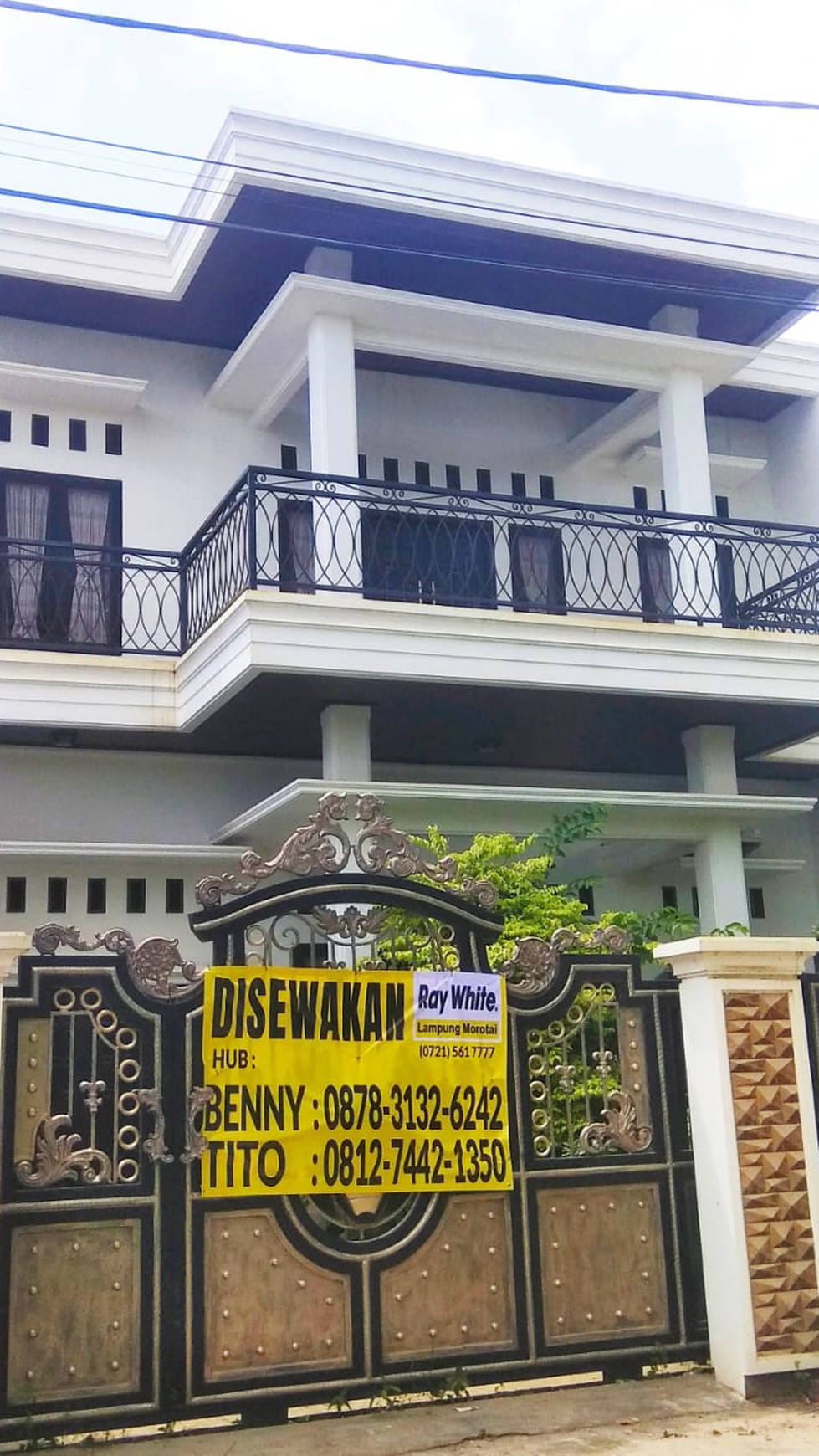 Disewakan Rumah Mewah 7 kamar