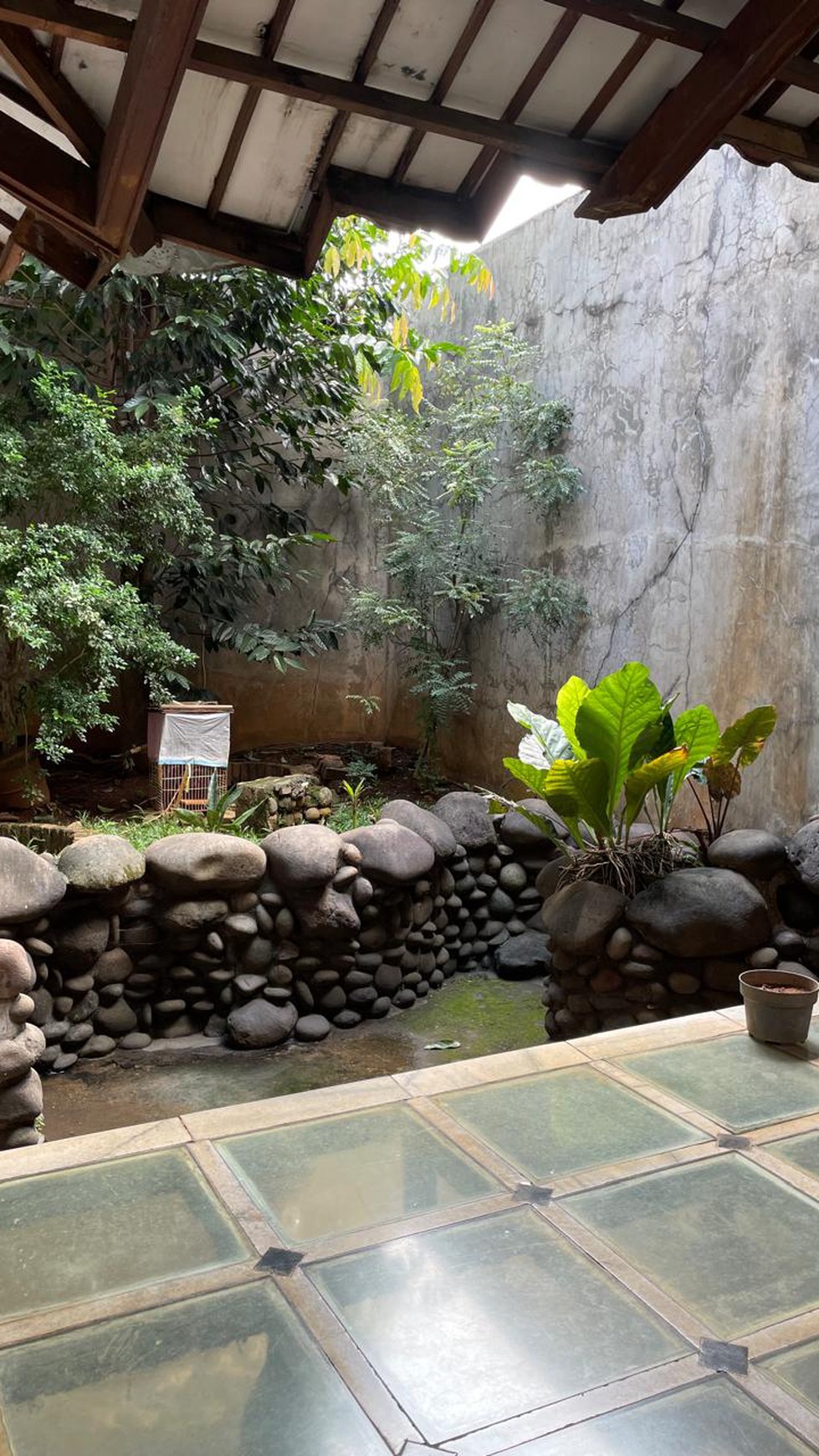 Rumah Turun harga di Meruya Selatan