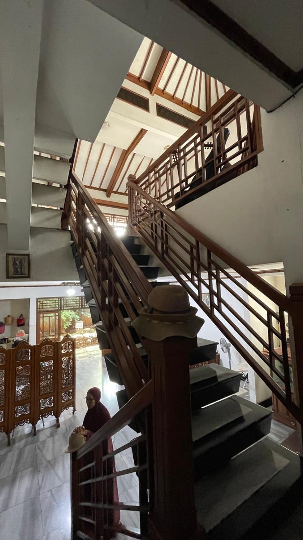 Rumah Turun harga di Meruya Selatan