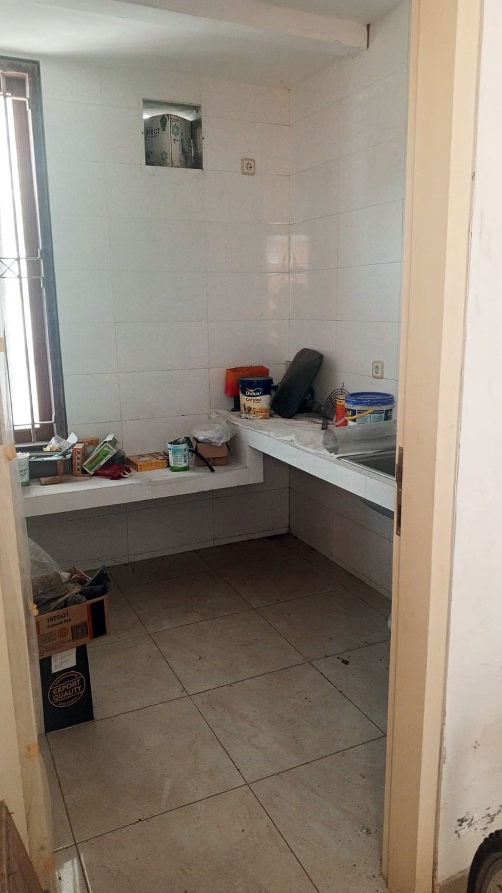 Rumah di Puri Surya Jaya Taman Paris Sidoarjo, K.Tidur 2, SHGB, Bagus + Terawat, Siap Huni !!! - LT -