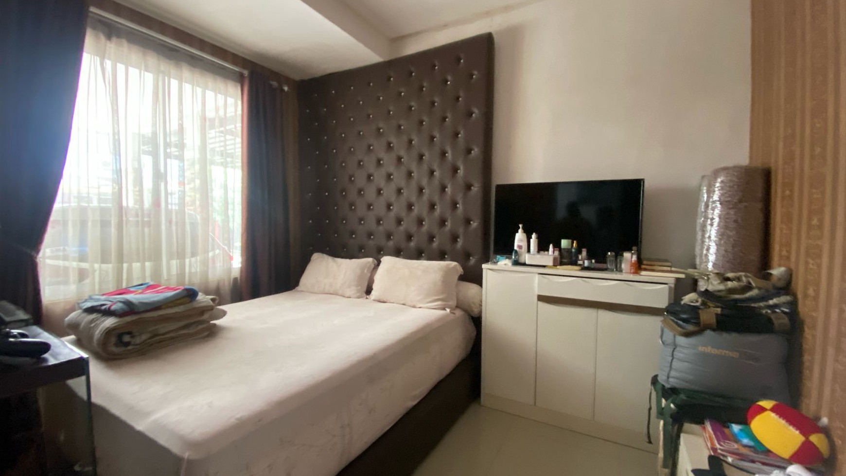 Rumah Cantik, Rapih, 2 Lantai di Cibubur Country