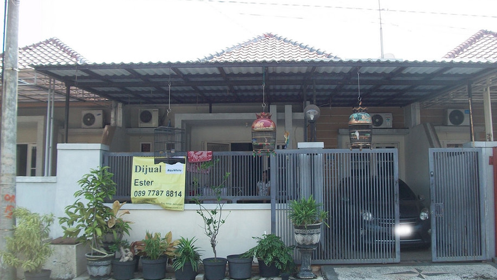 Rumah di Penjaringan Palem Indah Nirwana Regency Surabaya Timur, Row Jalan Lebar, Bagus + Terawat - EA -