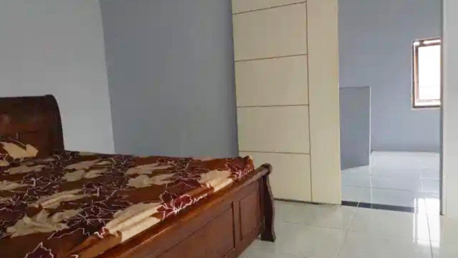 Rumah di Taman Aloha Sidoarjo, 2 Lantai, Bagus + Terawat, Siap Huni - LT -
