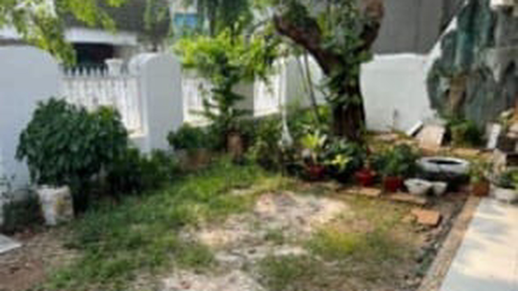 Dijual Rumah Tua Terawat Baik, Lokasi Strategis di Pinggir Jalan Raya Sumur Batu, Kemayoran - Jakarta Pusat