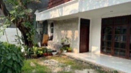 Dijual Rumah Tua Terawat Baik, Lokasi Strategis di Pinggir Jalan Raya Sumur Batu, Kemayoran - Jakarta Pusat