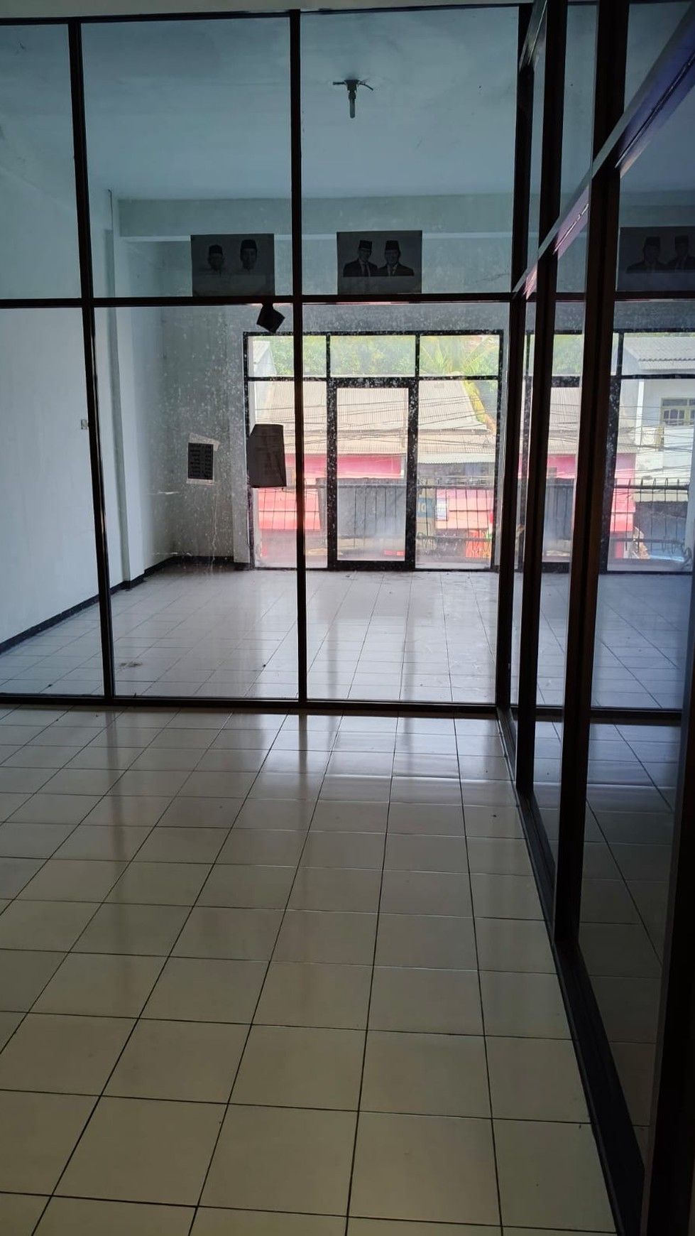 Dijual Ruko 3,5 Lantai di Raya Ngagel, Surabaya