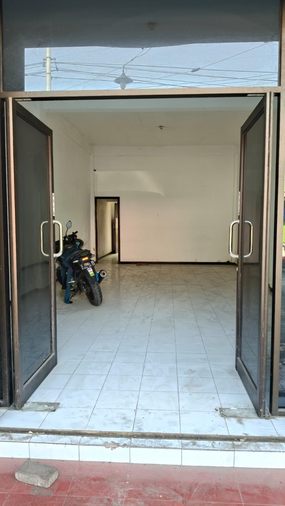 Dijual Ruko 3,5 Lantai di Raya Ngagel, Surabaya