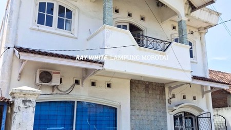 Dijual Rumah Butik 