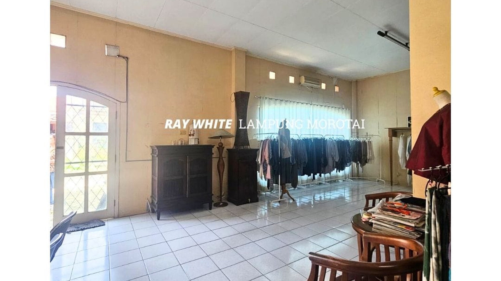 Dijual Rumah Butik