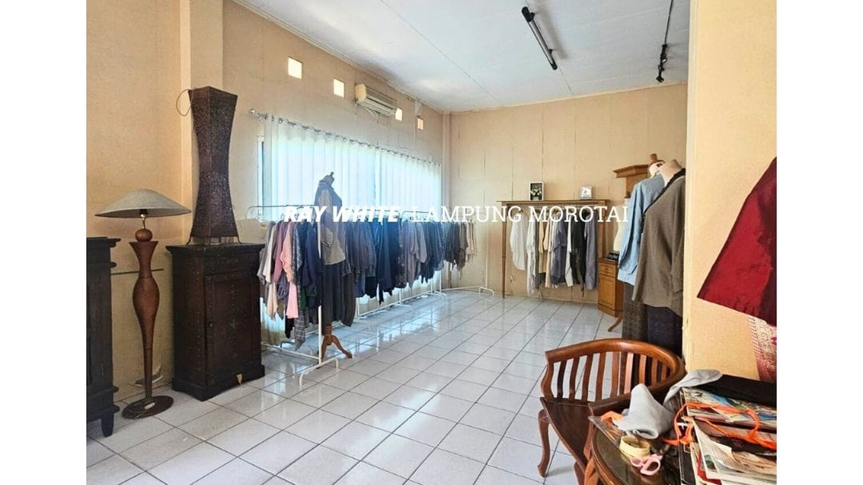 Dijual Rumah Butik
