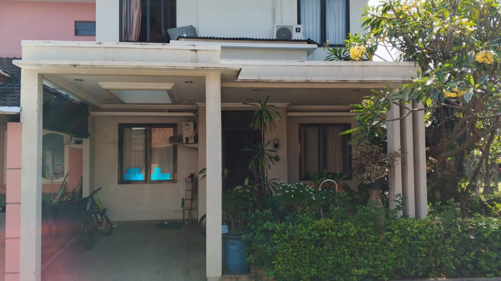 Dijual rumah di Taman Ubud Permai Lippo Karawaci Tangerang