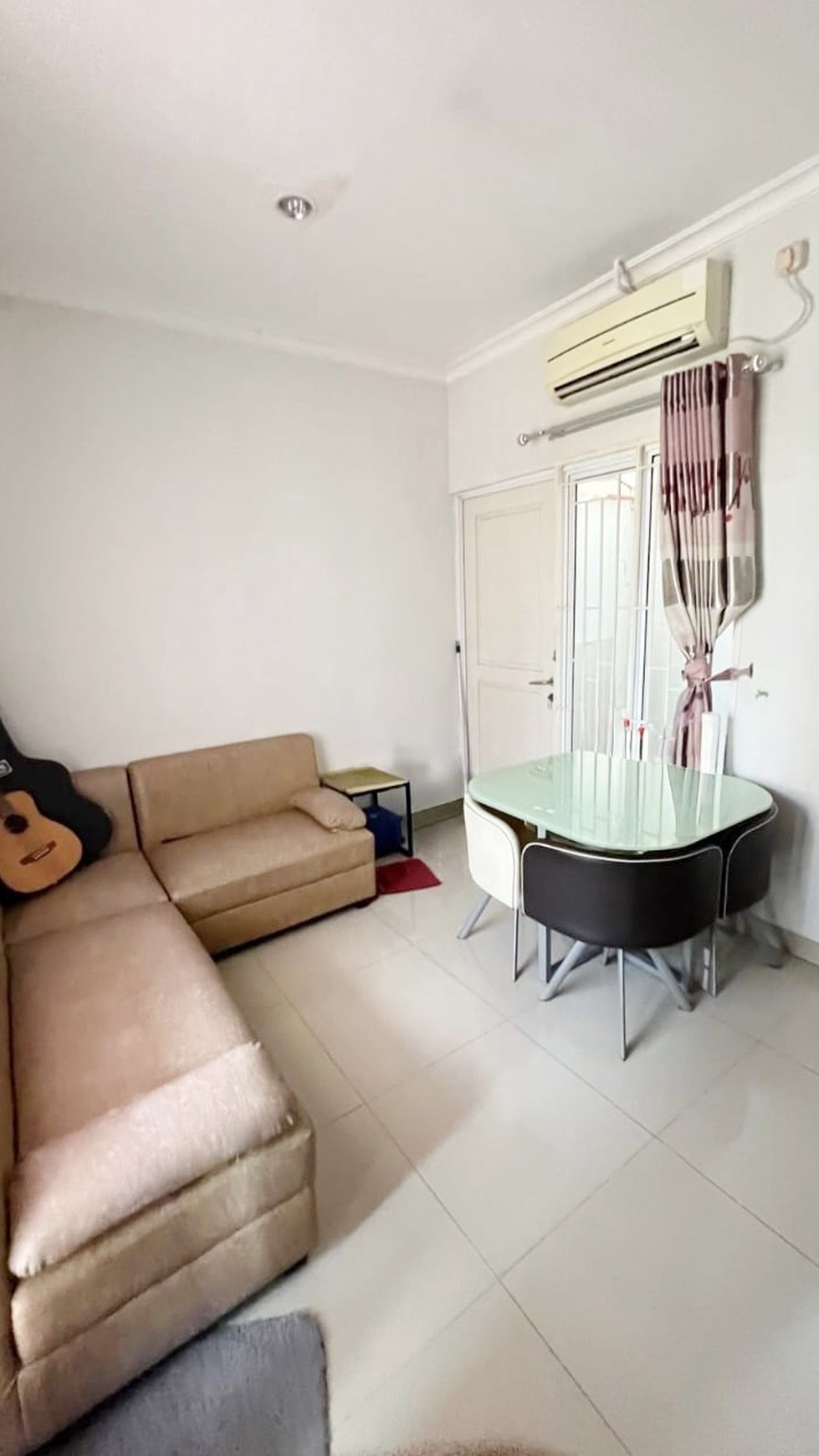Rumah Hook Full Furnished di Malibu Village Gading Serpong