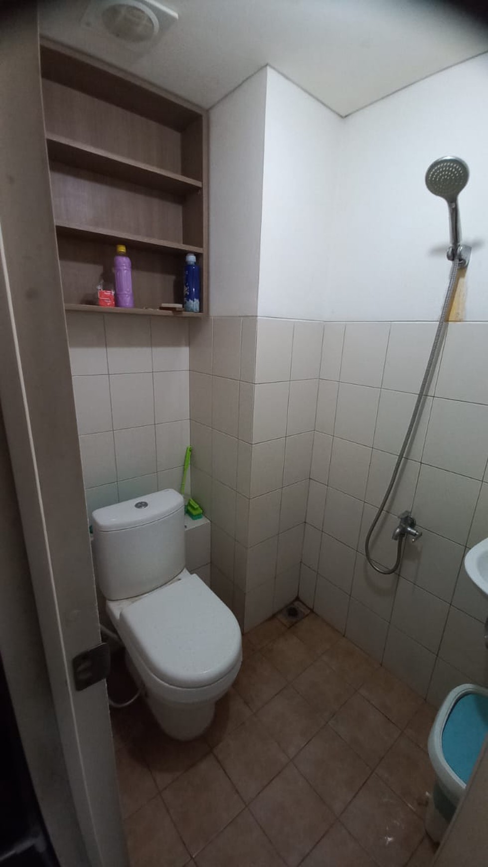 MILIKI UNIT STRATEGIS DI APARTEMEN RIVERVIEW RESIDENCE TOWER MAHAKAM, JABABEKA!