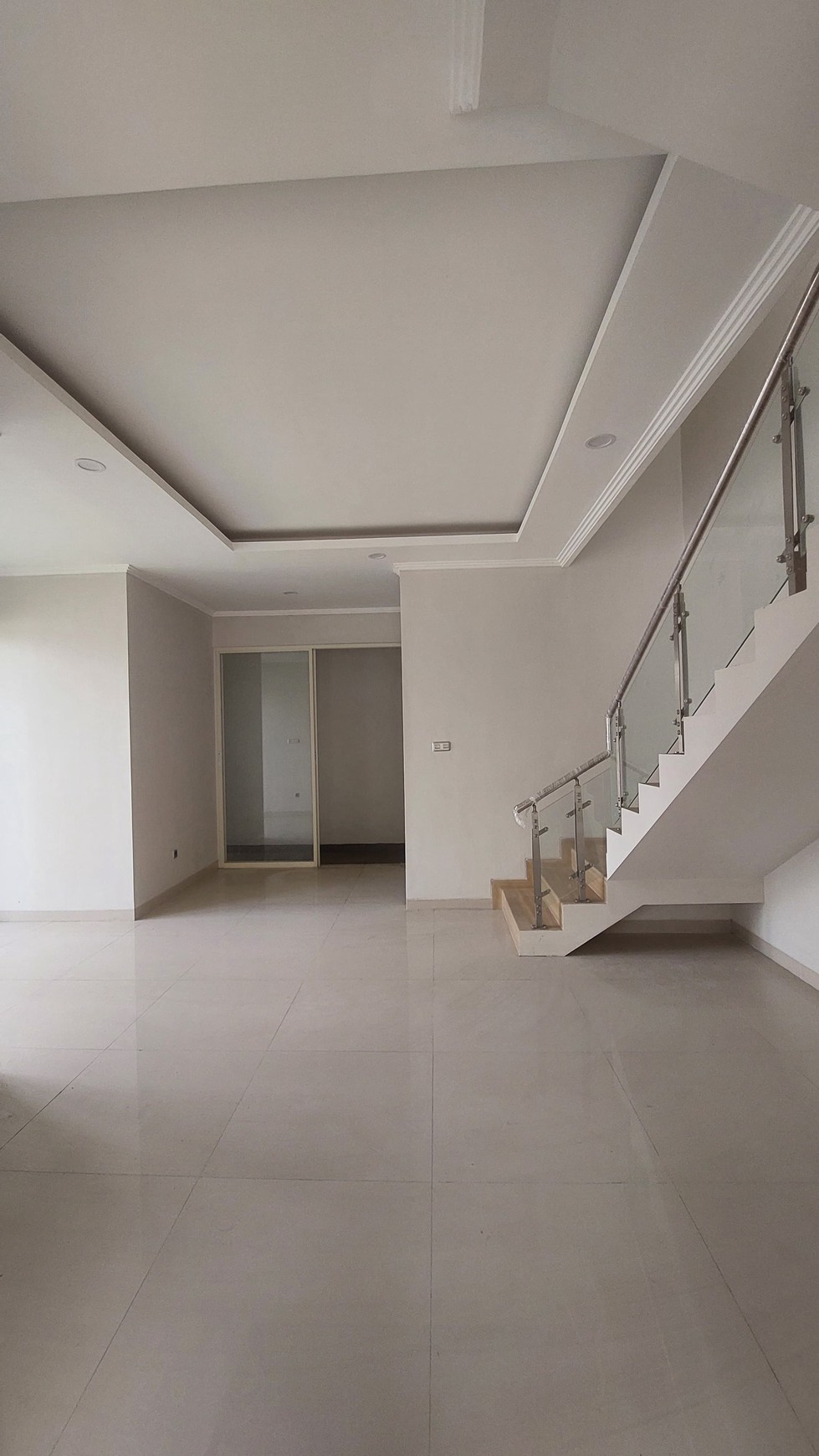 Rumah Cluster Greenwich Royal Residence, Surabaya