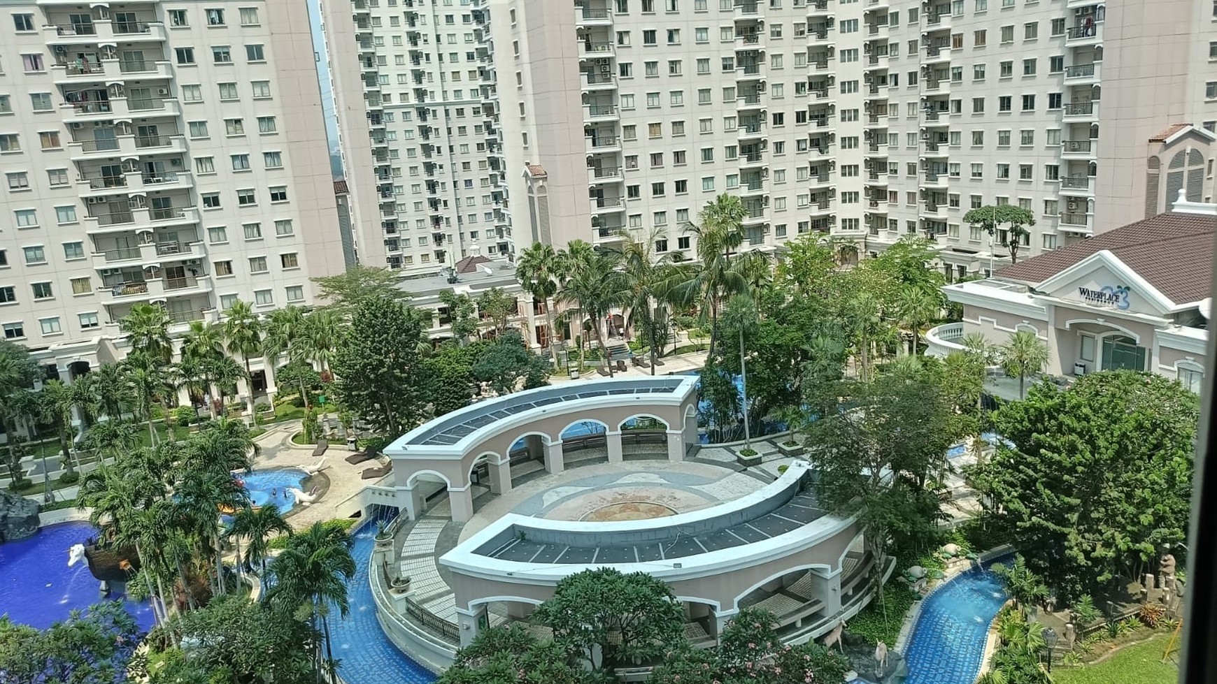 Apartemen De Residence Waterplace Pakuwon Surabaya Barat