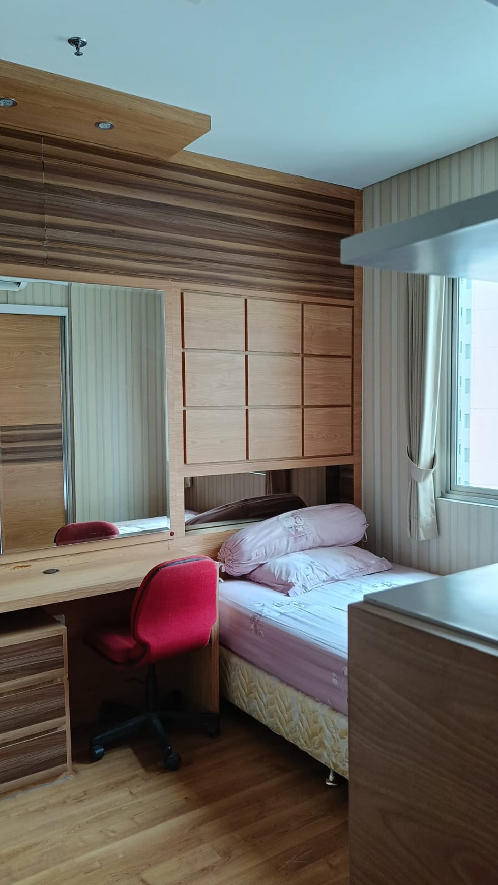 Apartemen De Residence Waterplace Pakuwon Surabaya Barat