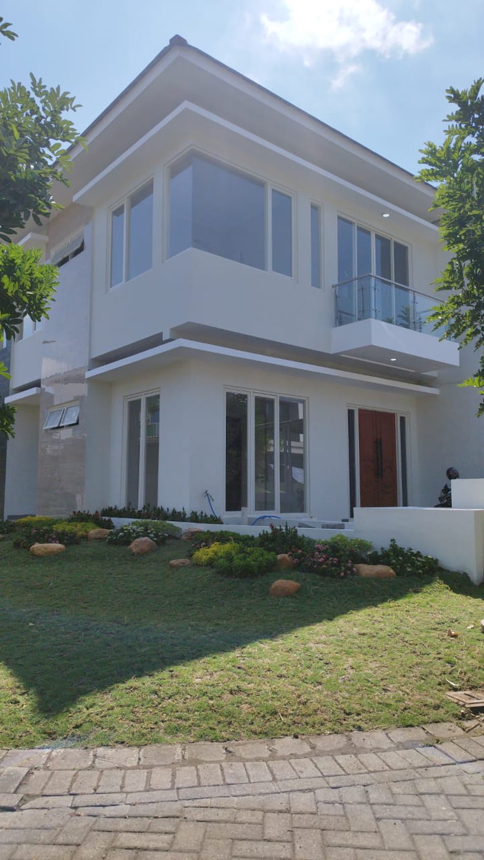 Dijual New Rumah Royal Residence 2M-an Wiyung Surabaya