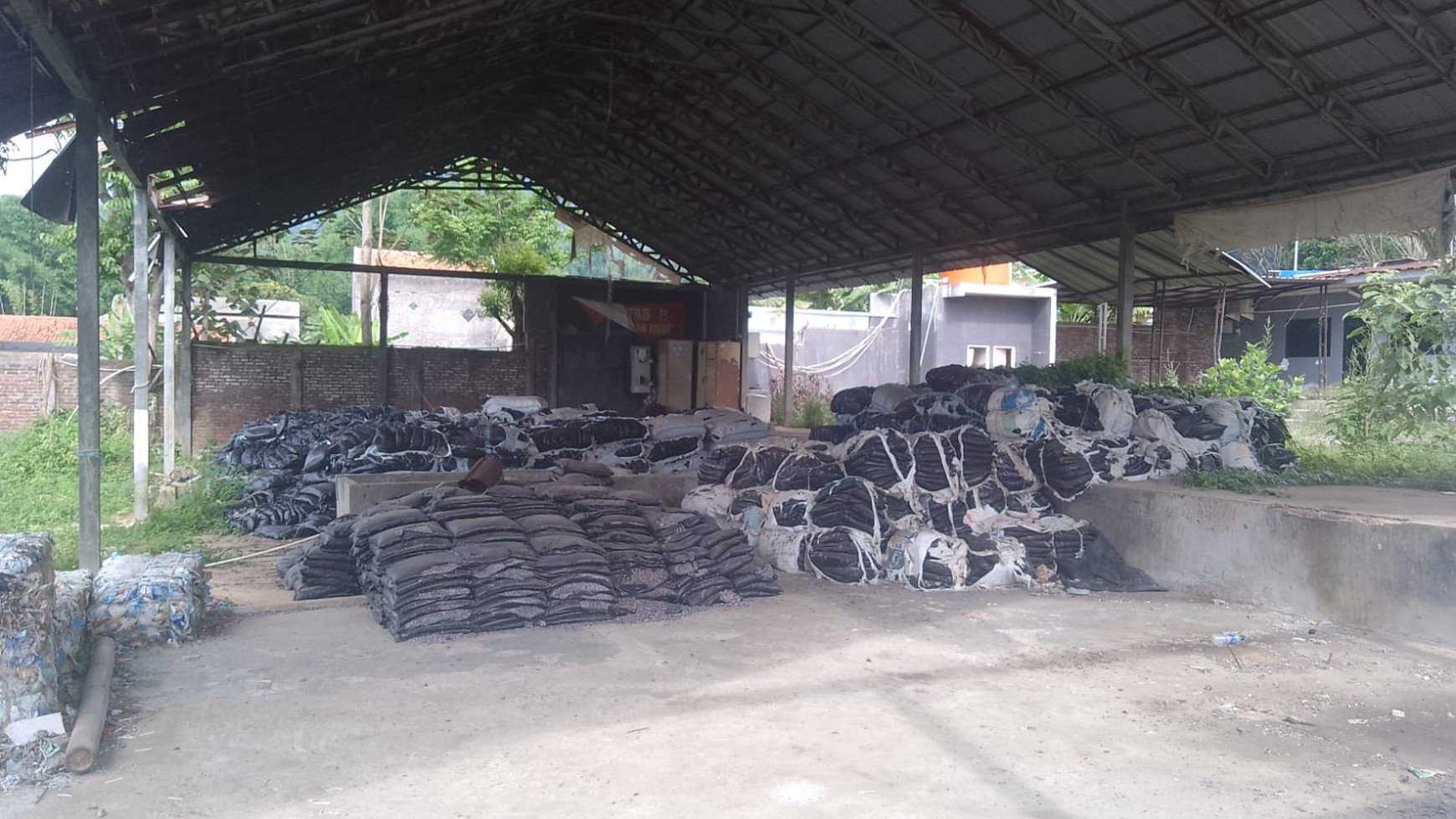 Tanah Siap Bangun di Raya Rancabango Cimencrang