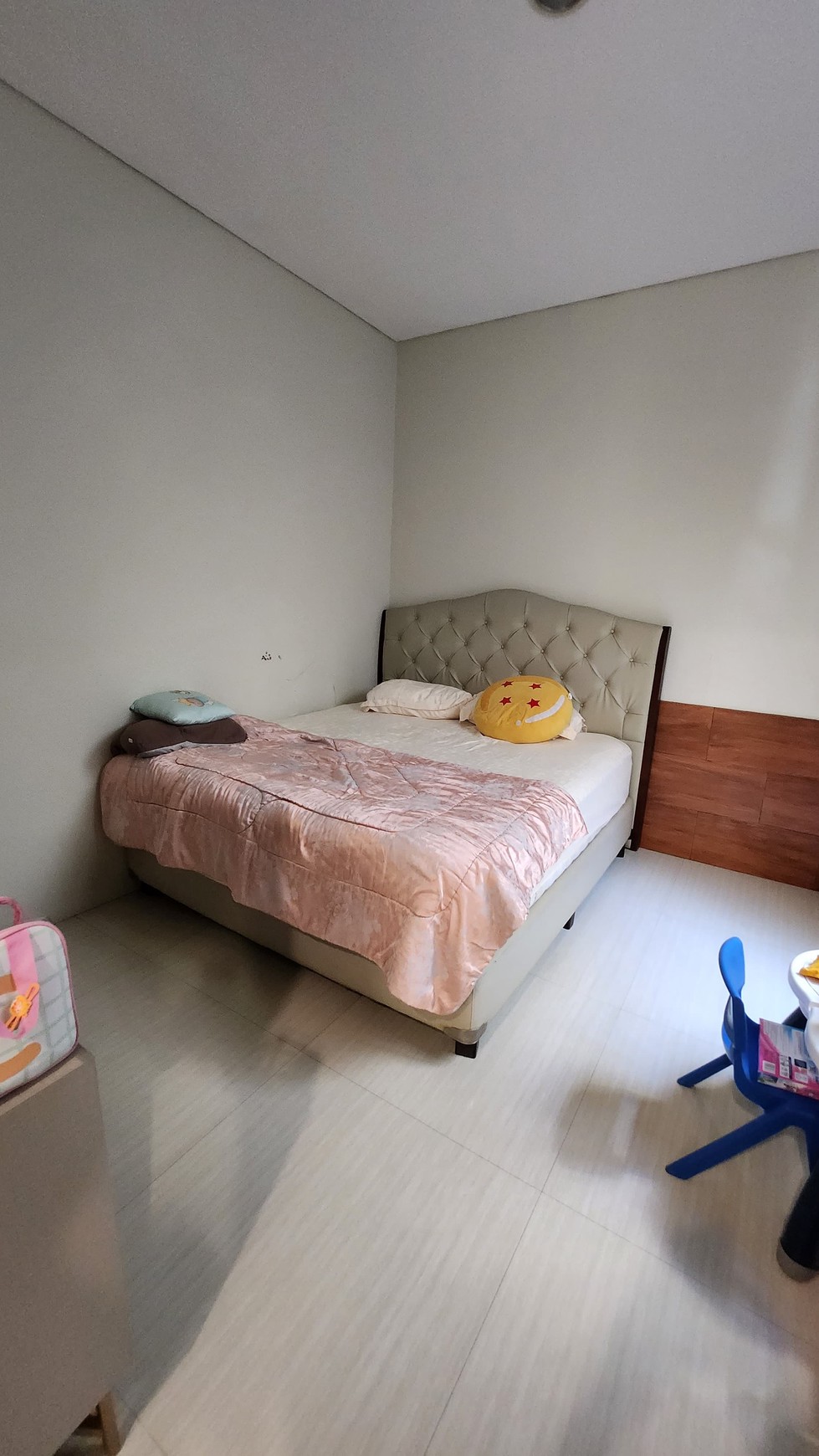 RUMAH FURNISHED ROYAL RESIDENCE WIYUNG SURABAYA BARAT