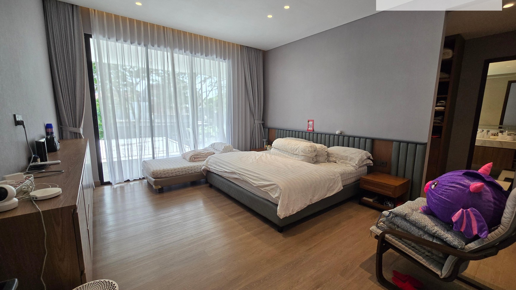 Jarang ada Rumah Lebar 12 di De Park Cajuputi BSD City, siap huni