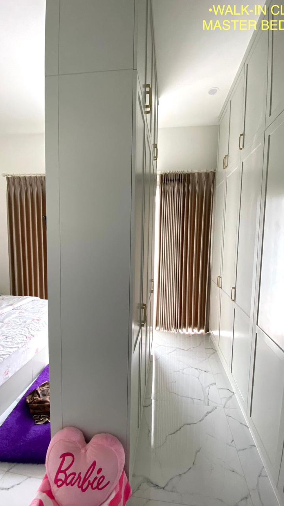 Rumah Bonus Furnished di Kencana Loka BSD City, dekat ke Exit Tol BSD