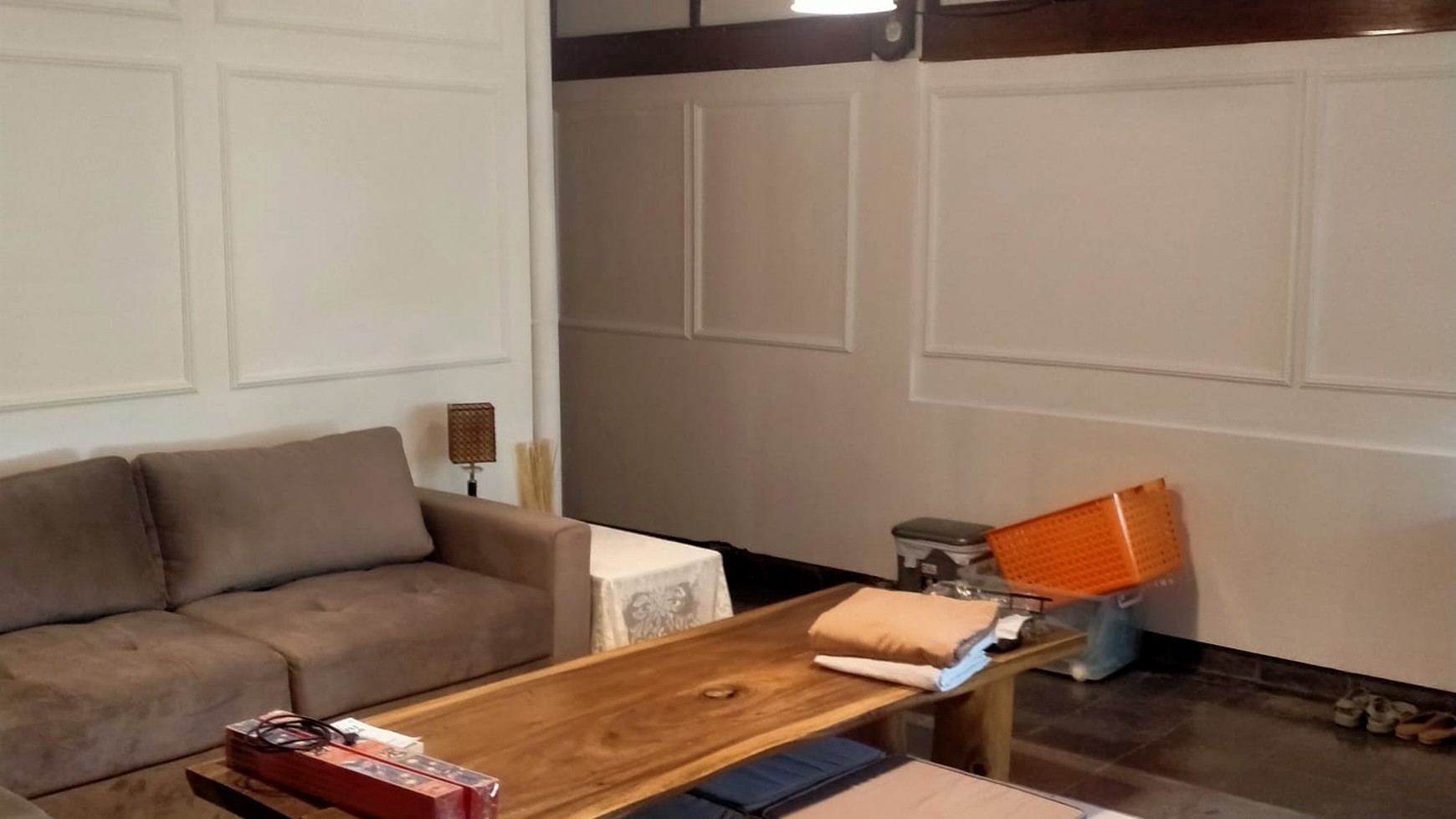 Rumah Luas dan Asri di Jl. Kemang Utara Raya