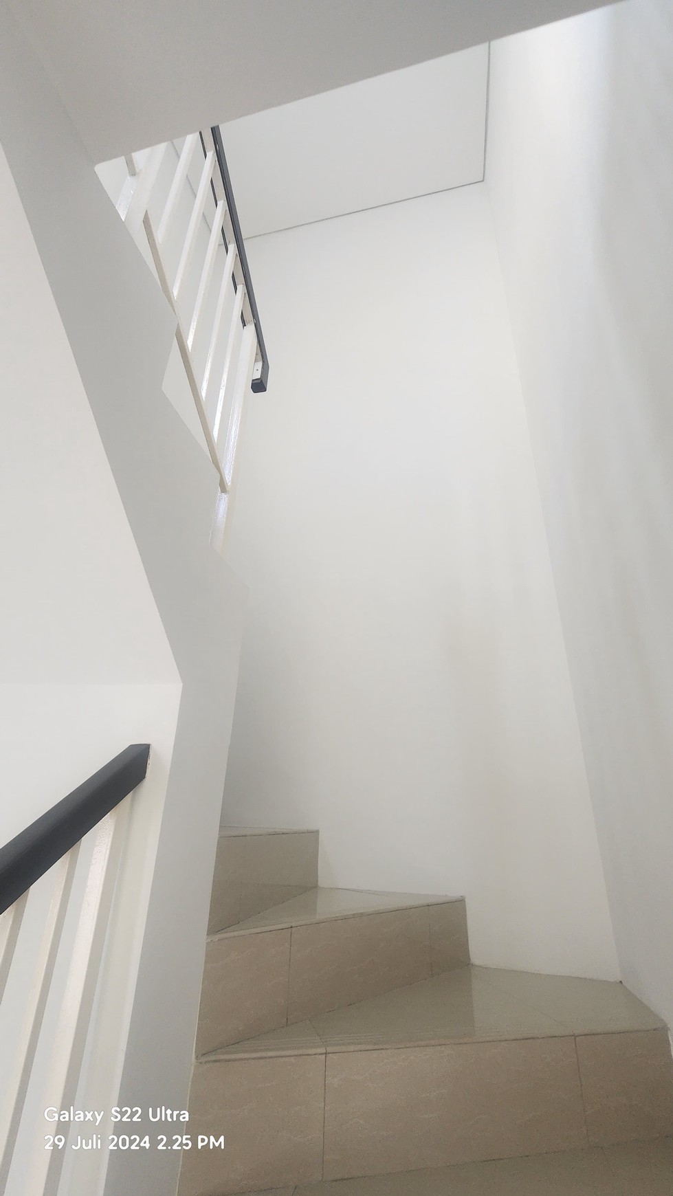 Termurah Rumah Baru di BSD City Nusaloka Dekat Tol