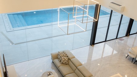Rumah Mewah seperti Villa di BSD City