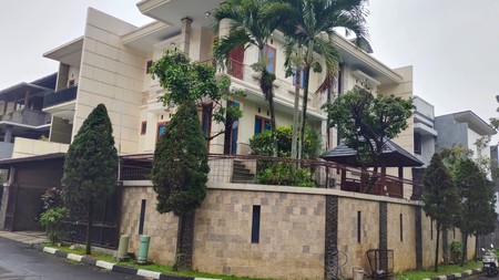 Rumah Lux Siap Huni di Setraduta, Bandung