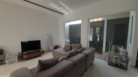 Rumah Asri Terawat di Bandung Utara, Setra Glory