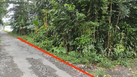 Tanah Luas 1102 Meter Persegi Lokasi  Dekat Kampus UII Terpadu 