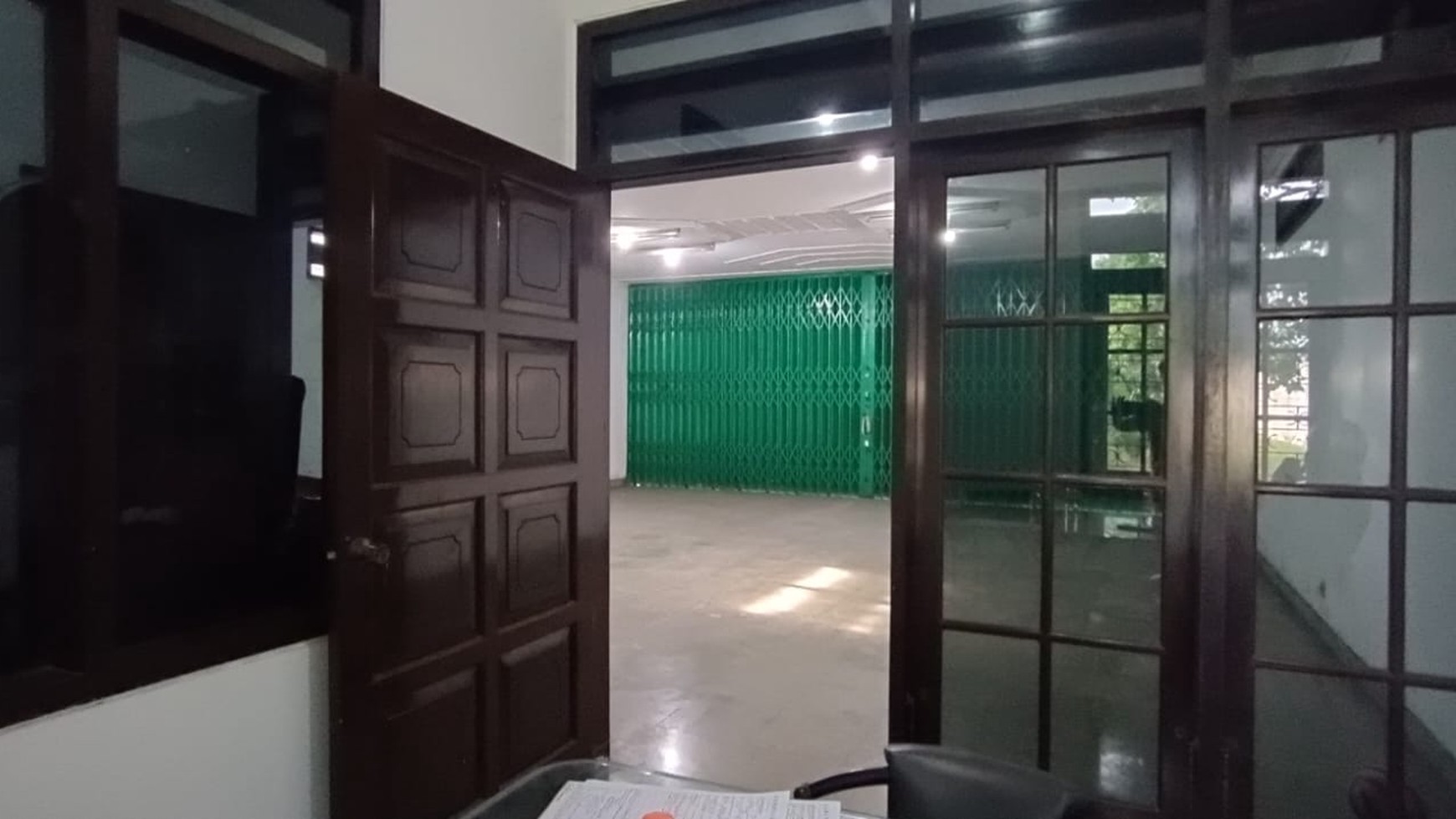Ruang Usaha Lokasi Strategis Di Pinggir Jalan Adi Sucipto Dekat Hotel Satoria Maguwoharjo Depok Sleman.