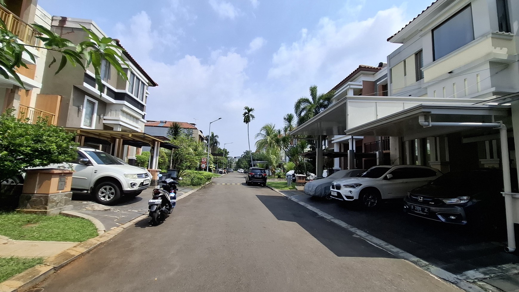 Rumah Gading Parkview, Kelapa gading