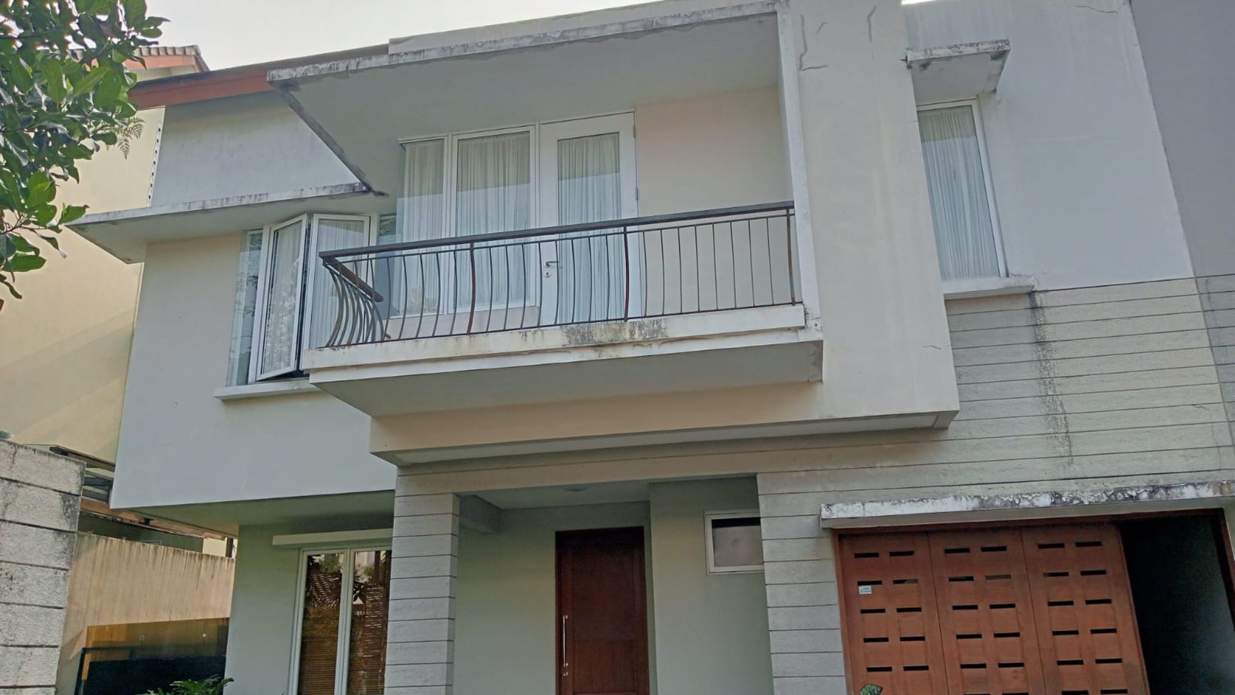 Rumah cantik Sentul, murah, ada paviliun, Bogor