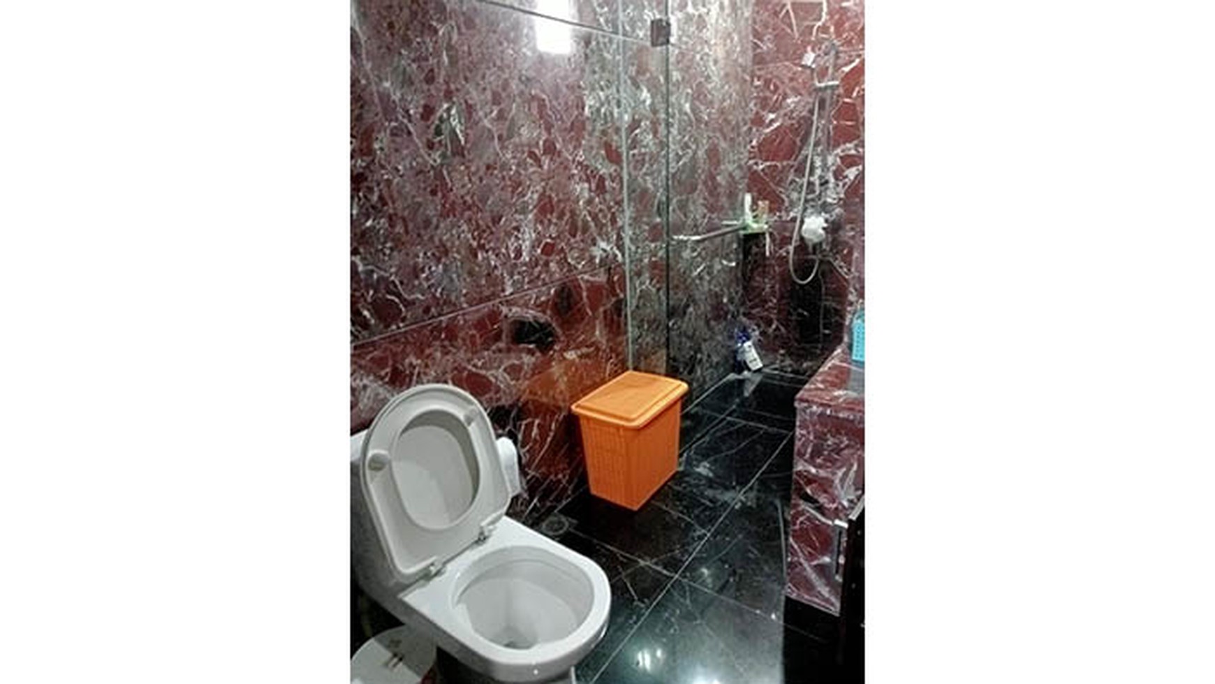 Rumah cantik Sentul, murah, ada paviliun, Bogor