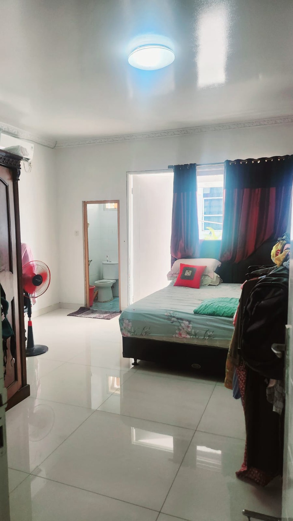 Dijual Rumah Bebas Banjir Siap Huni di Graha Kalimas 1, Tambun Selatan, Bekasi.