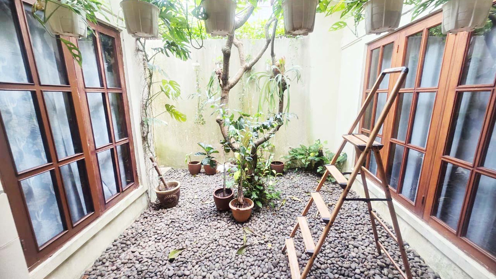 Rumah di Menteng Residence Bintaro harga murah dan siap huni