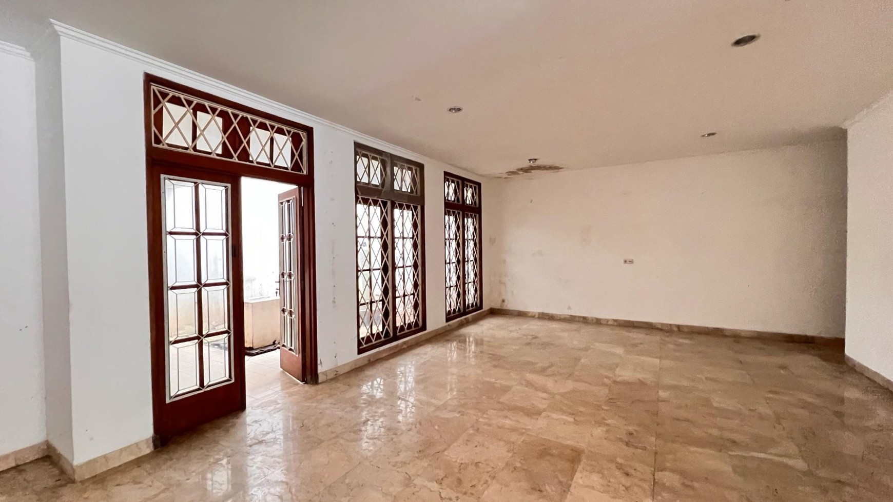 Rumah Bagus Di Jl Lengkong Bukit Hijau Pondok Indah Jakarta .