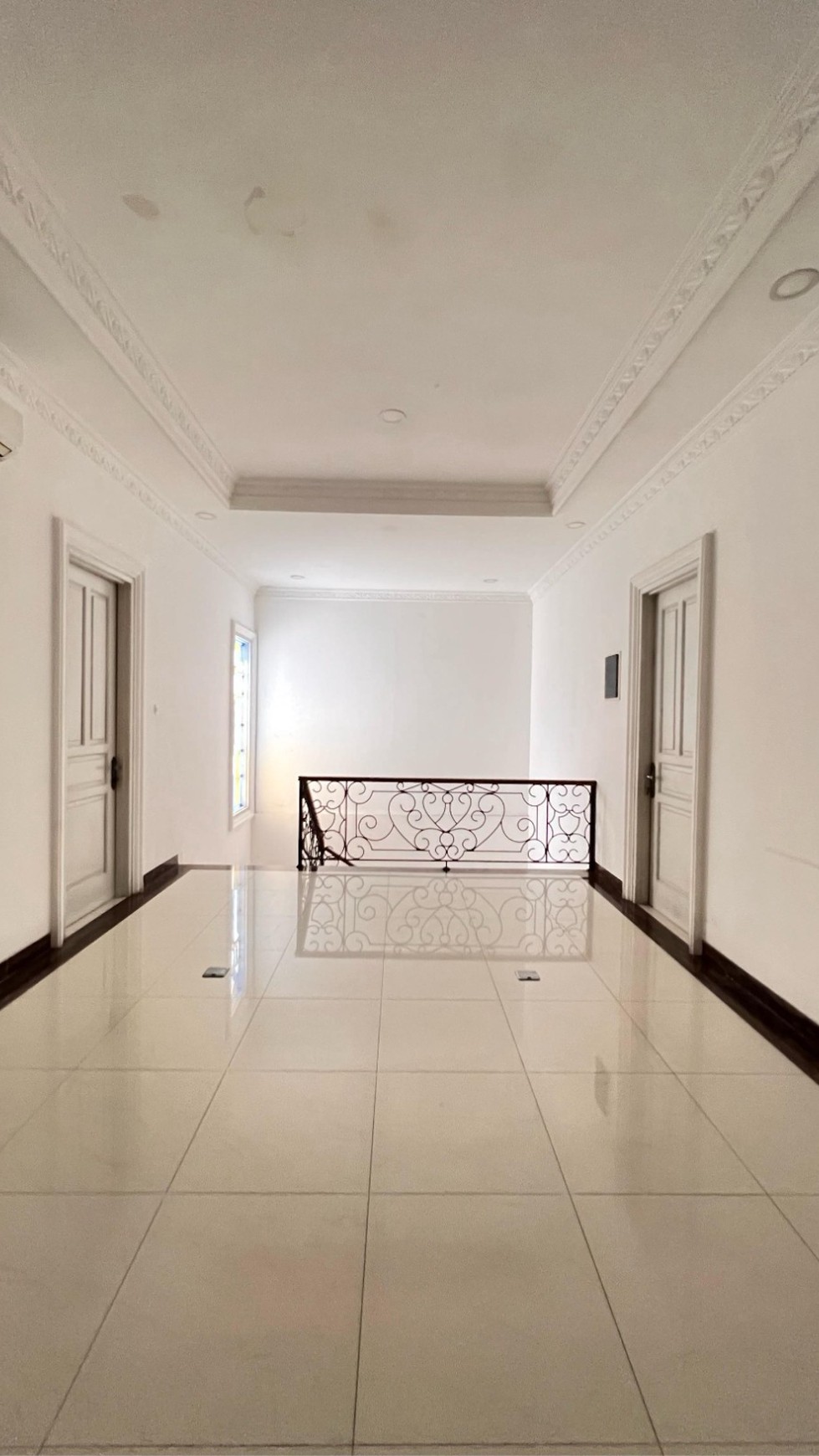 Rumah Bagus Di Jl Lengkong Bukit Hijau Pondok Indah Jakarta .