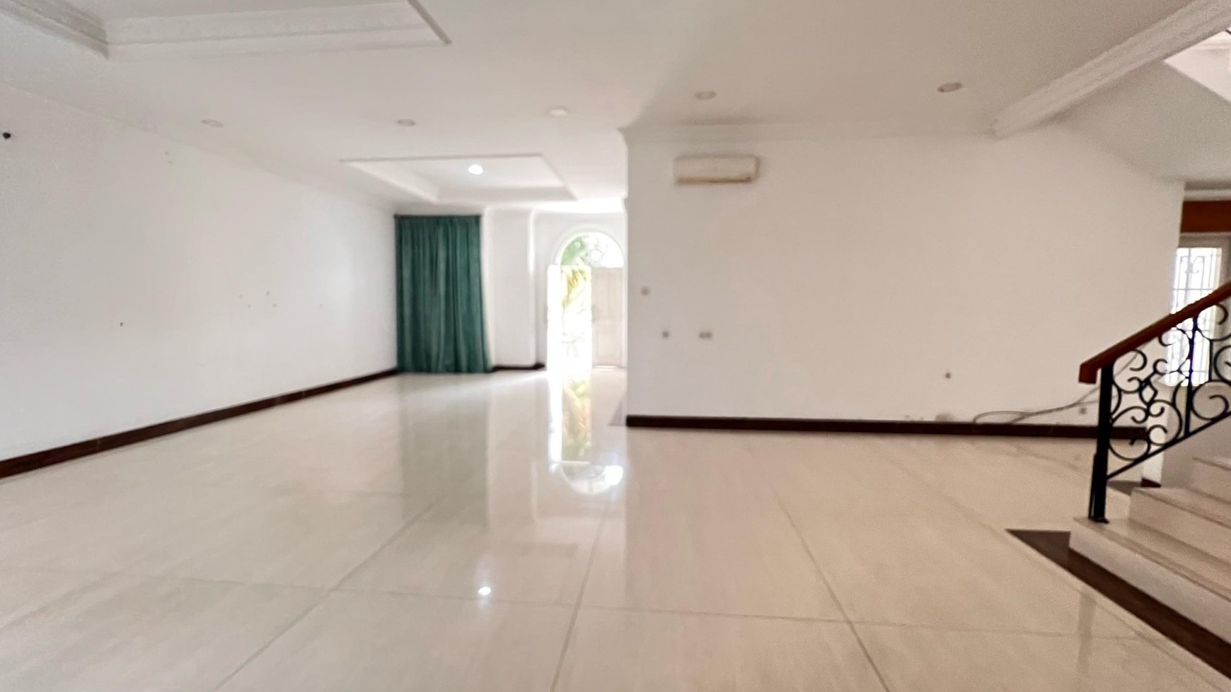 Rumah Bagus Di Jl Lengkong Bukit Hijau Pondok Indah Jakarta .