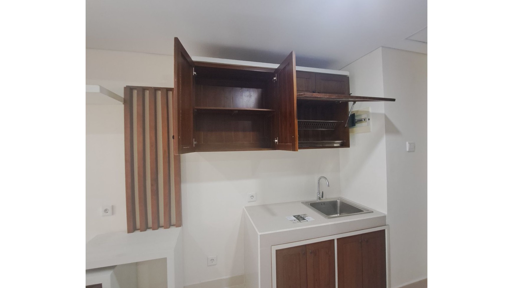 Apartemen ChadStone Cikarang Studio View Swimming Pool
