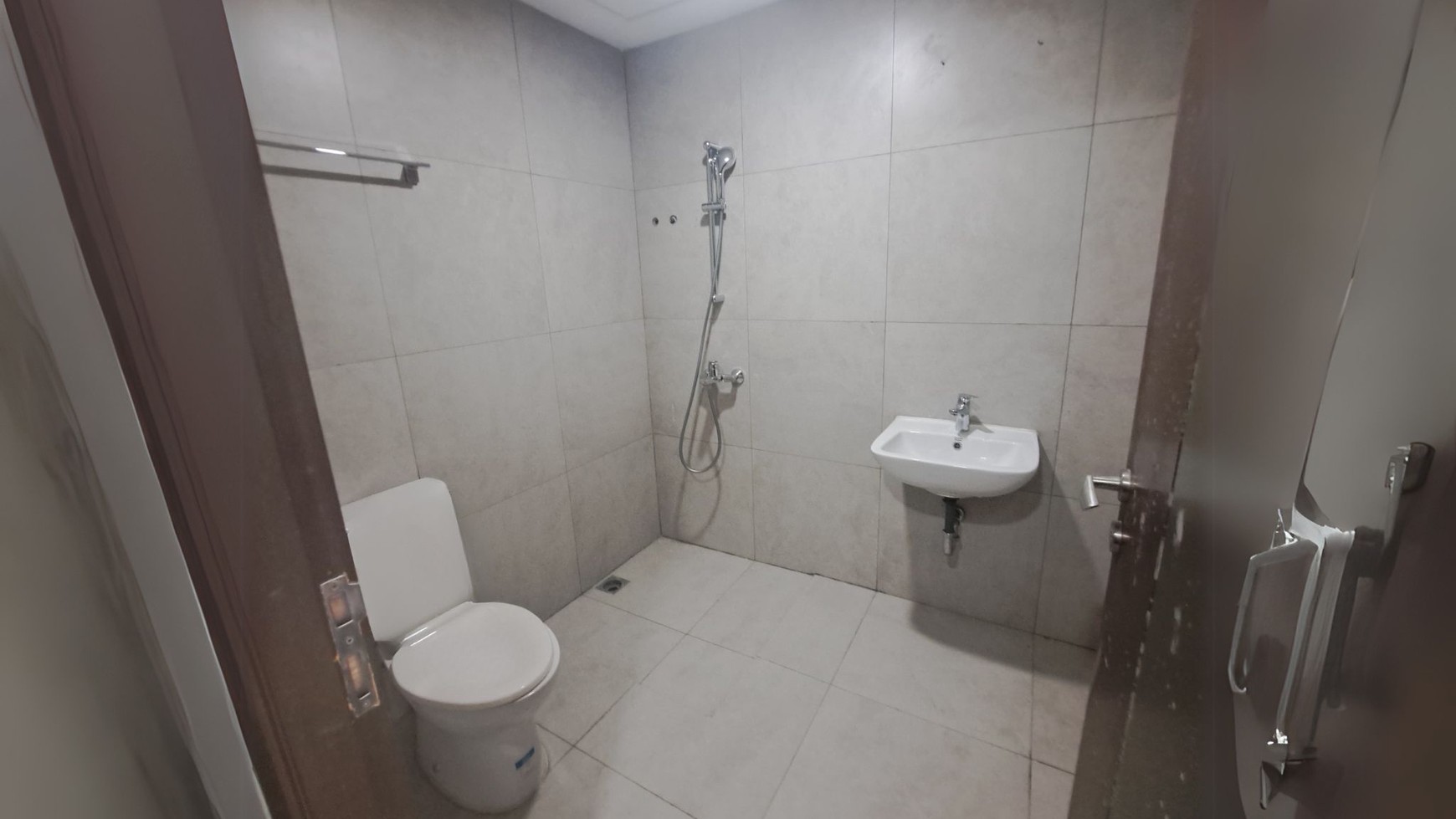 Apartemen ChadStone Cikarang Studio View Swimming Pool