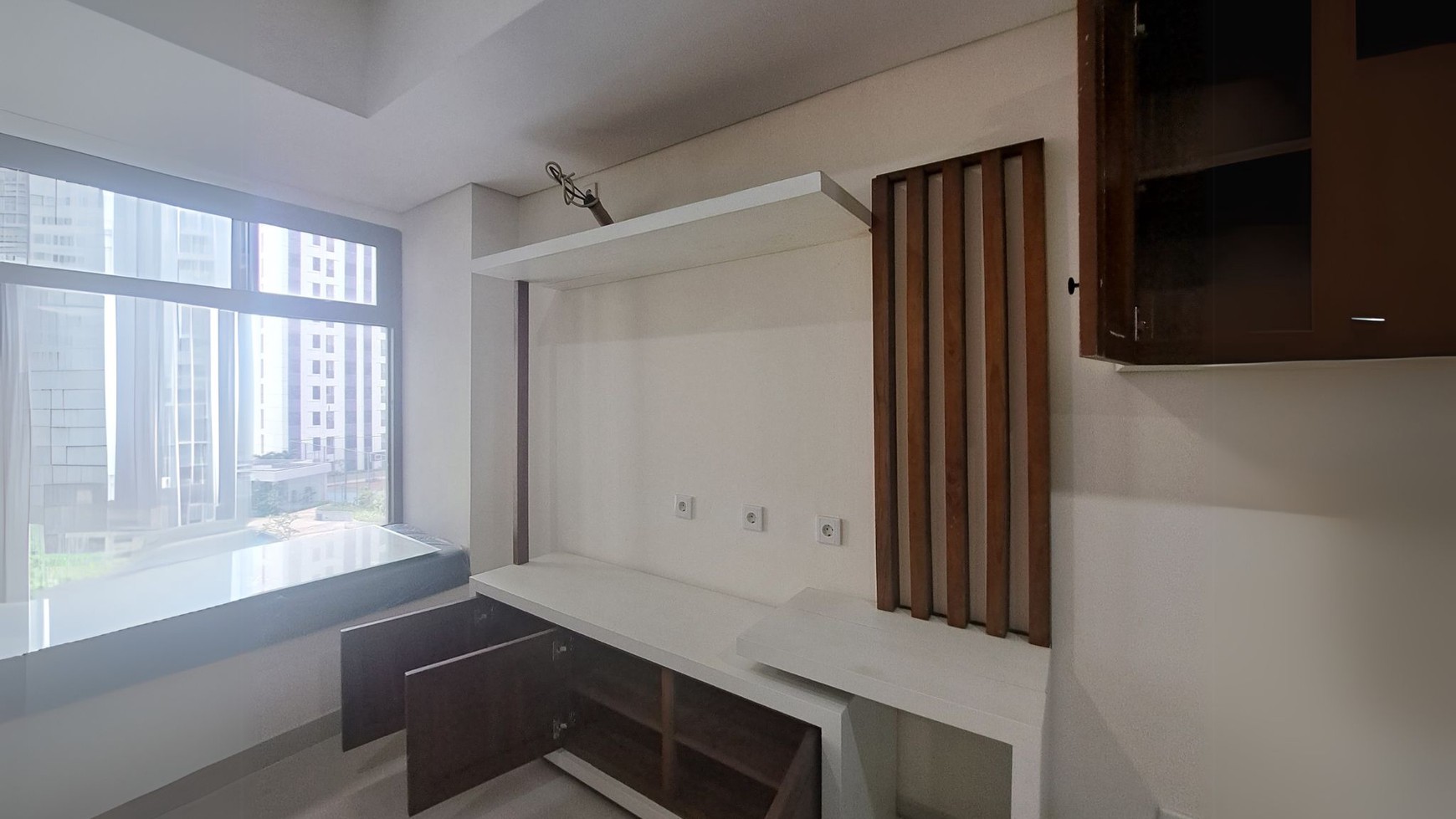 Apartemen ChadStone Cikarang Studio View Swimming Pool