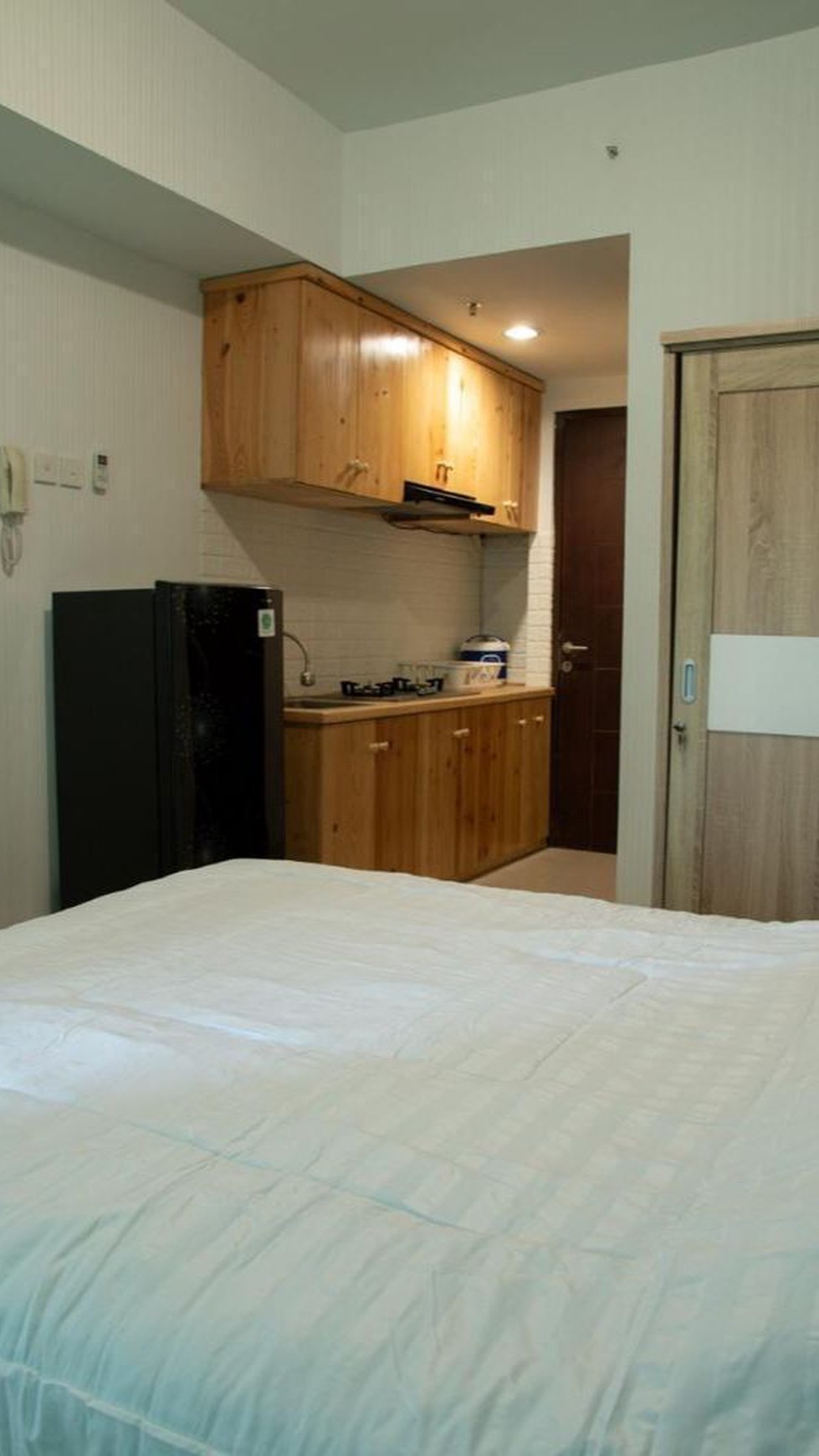 Apartemen Grand Dhika City Bekasi Tipe Studio View Swimming Pool