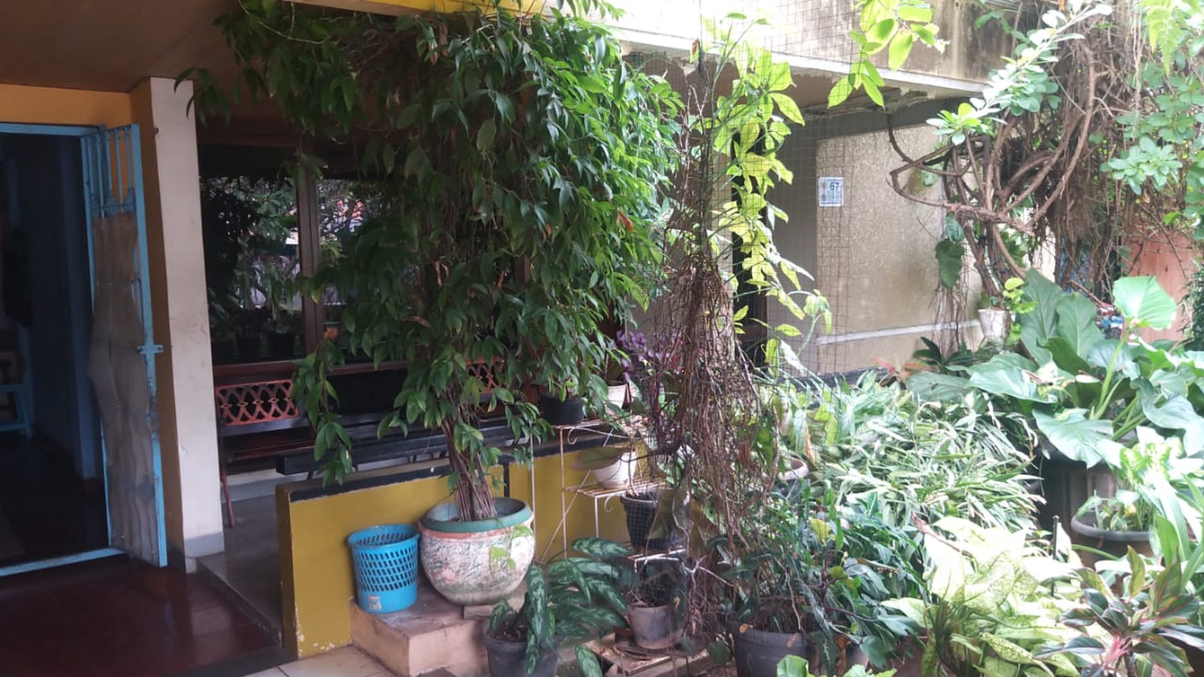 Rumah Hitung Tanah di area Cipinang Muara Komplek PWI